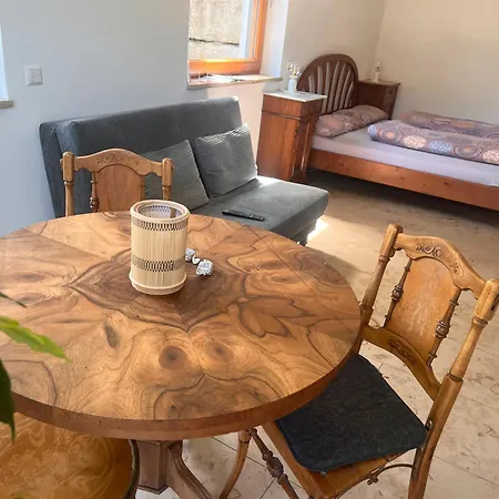 Apartment Im Rosengarten Bodman-Ludwigshafen
